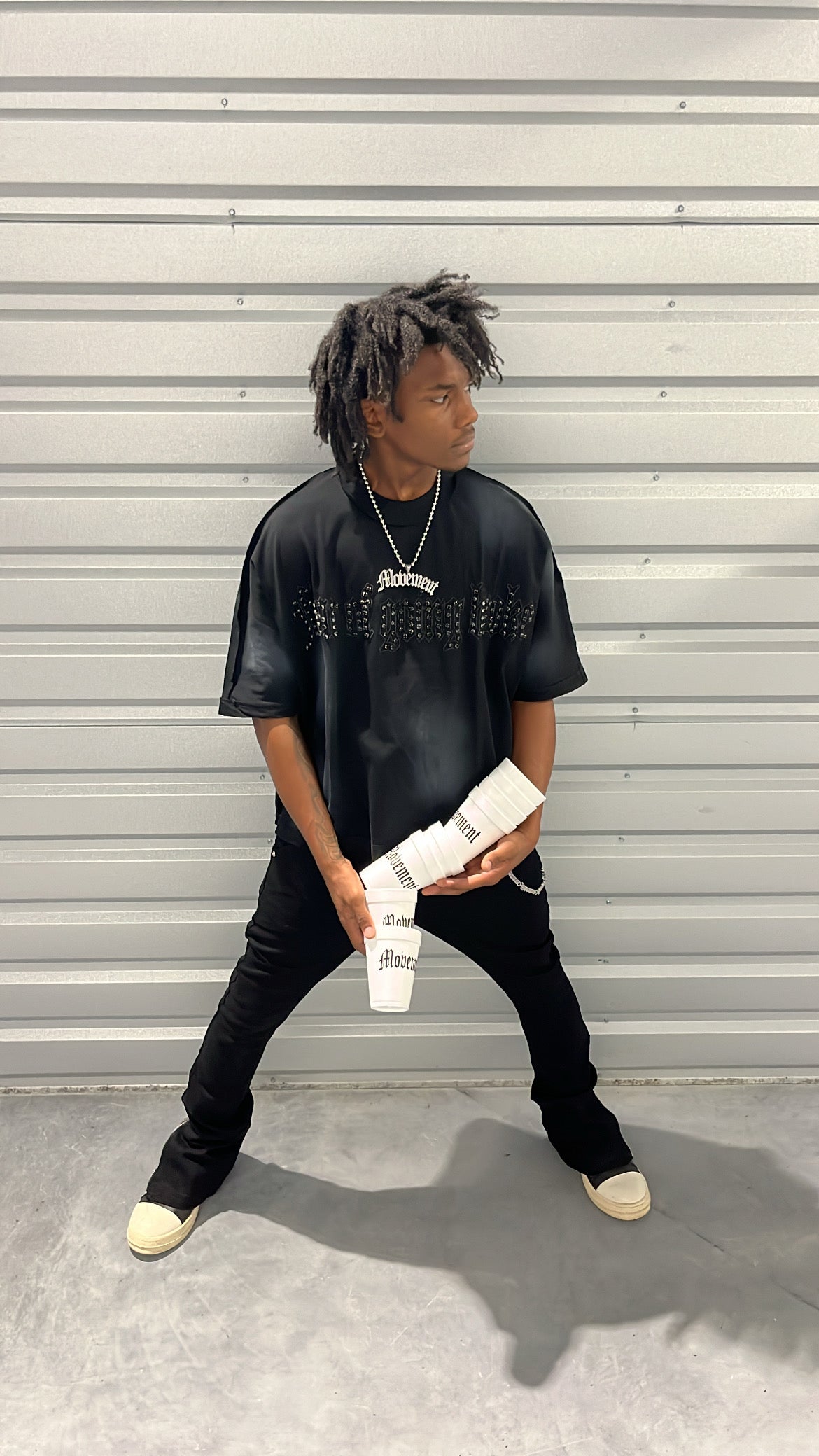 Black rivet stone tee