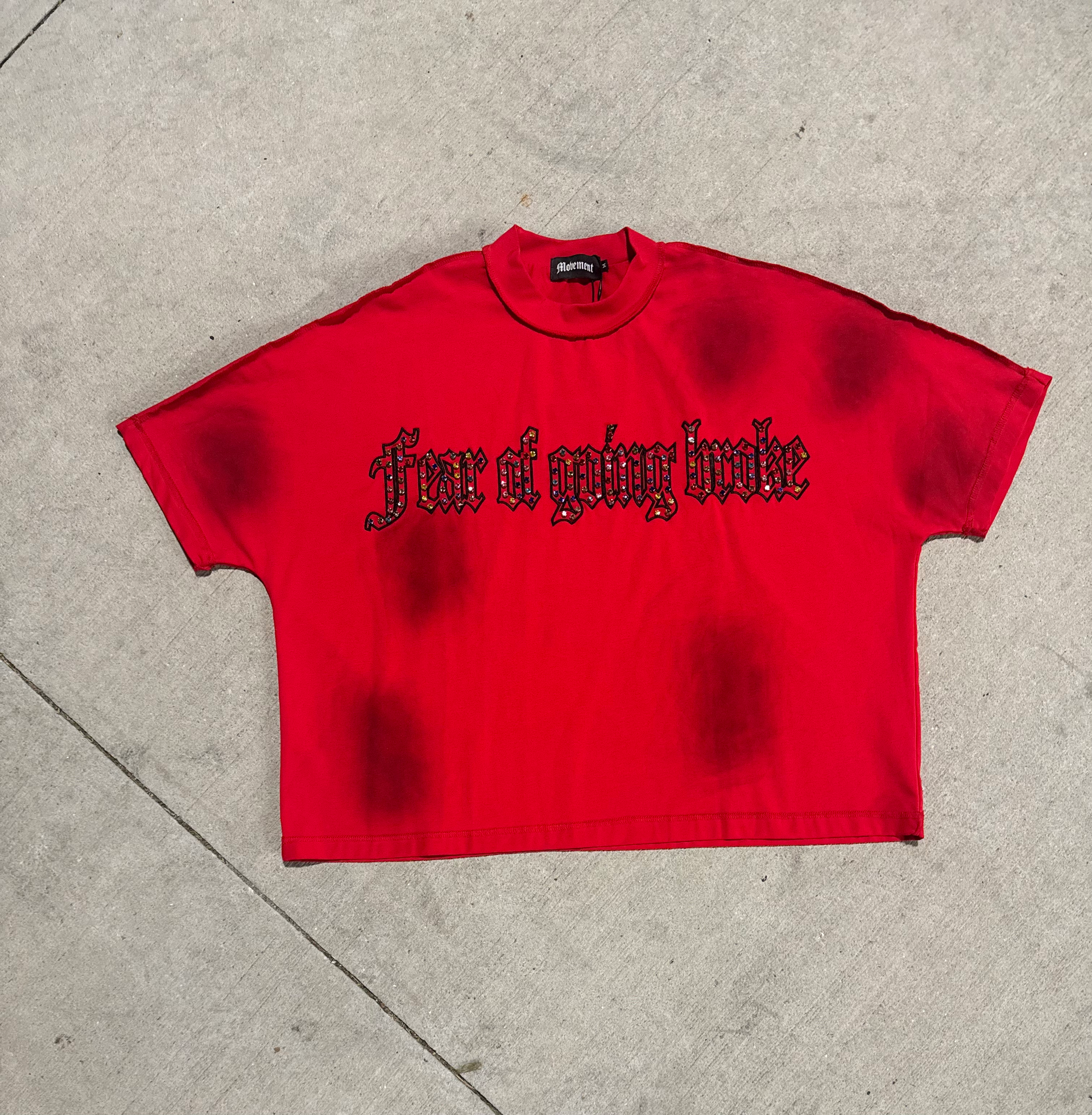 Red rivet stone tee