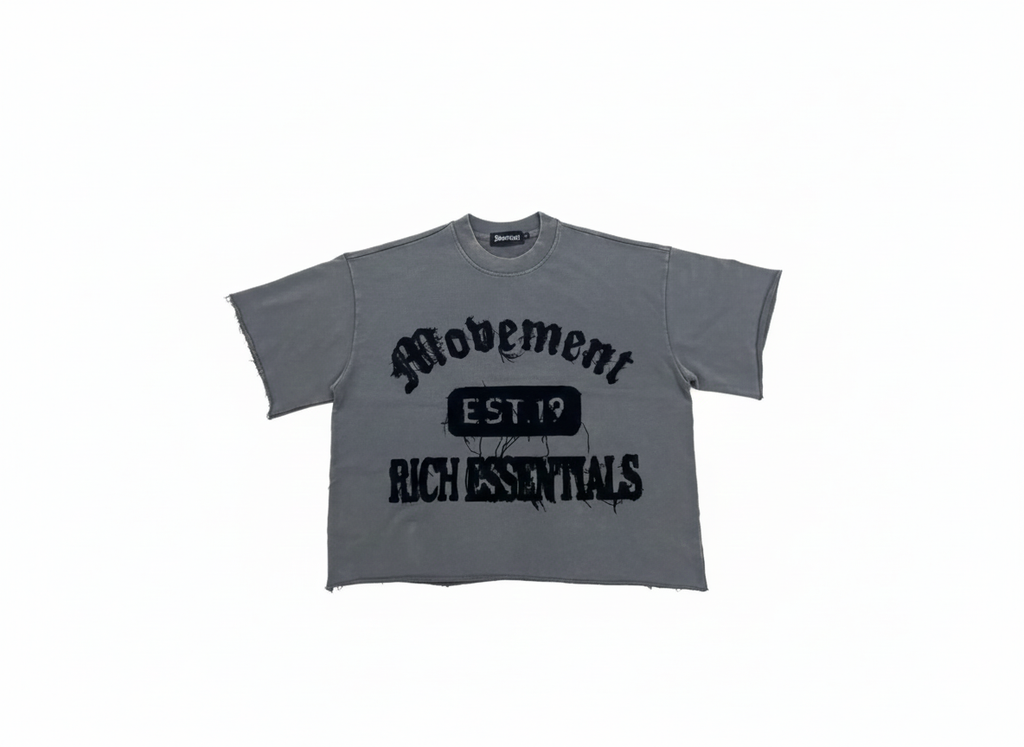 RICH ESSENTIALS TEE